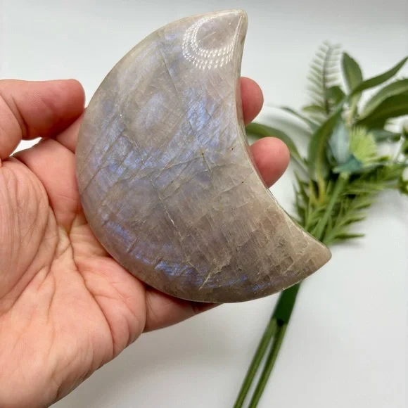 Moonstone Moon - Picture 5 of 6